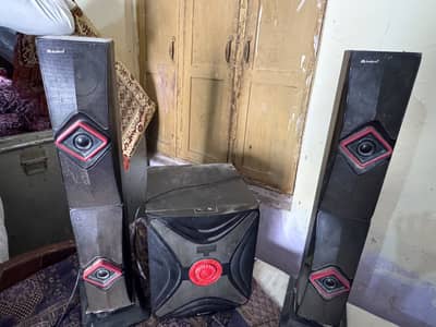 Audionic RB-109 Speakers | 8.5/10 Condition | Bluetooth & Bass