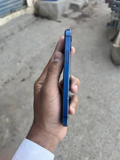 IPhone 12 Factory Unlock