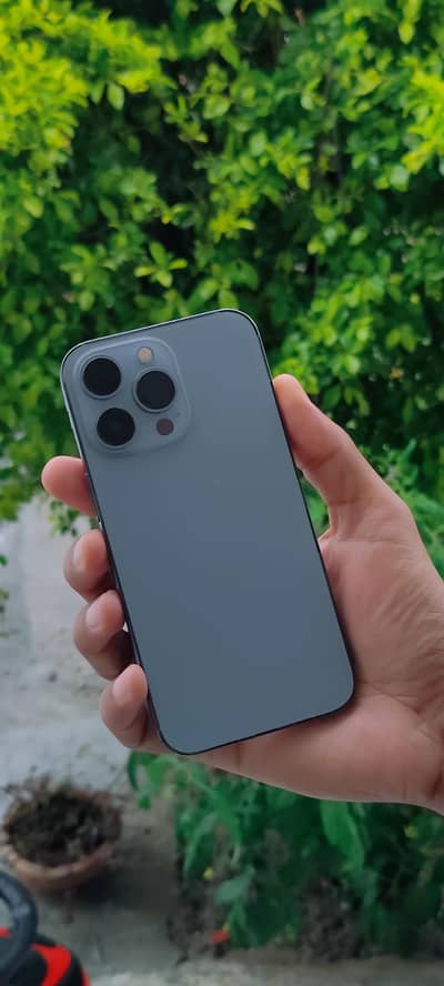 I phone 13 pro ( JV )