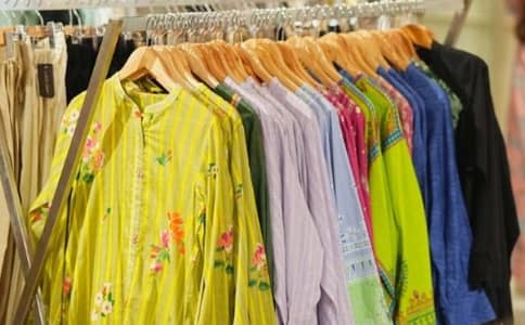 Reserve A Centrally Located Shop In Blue Area With Rental Income Of Rs 81,500