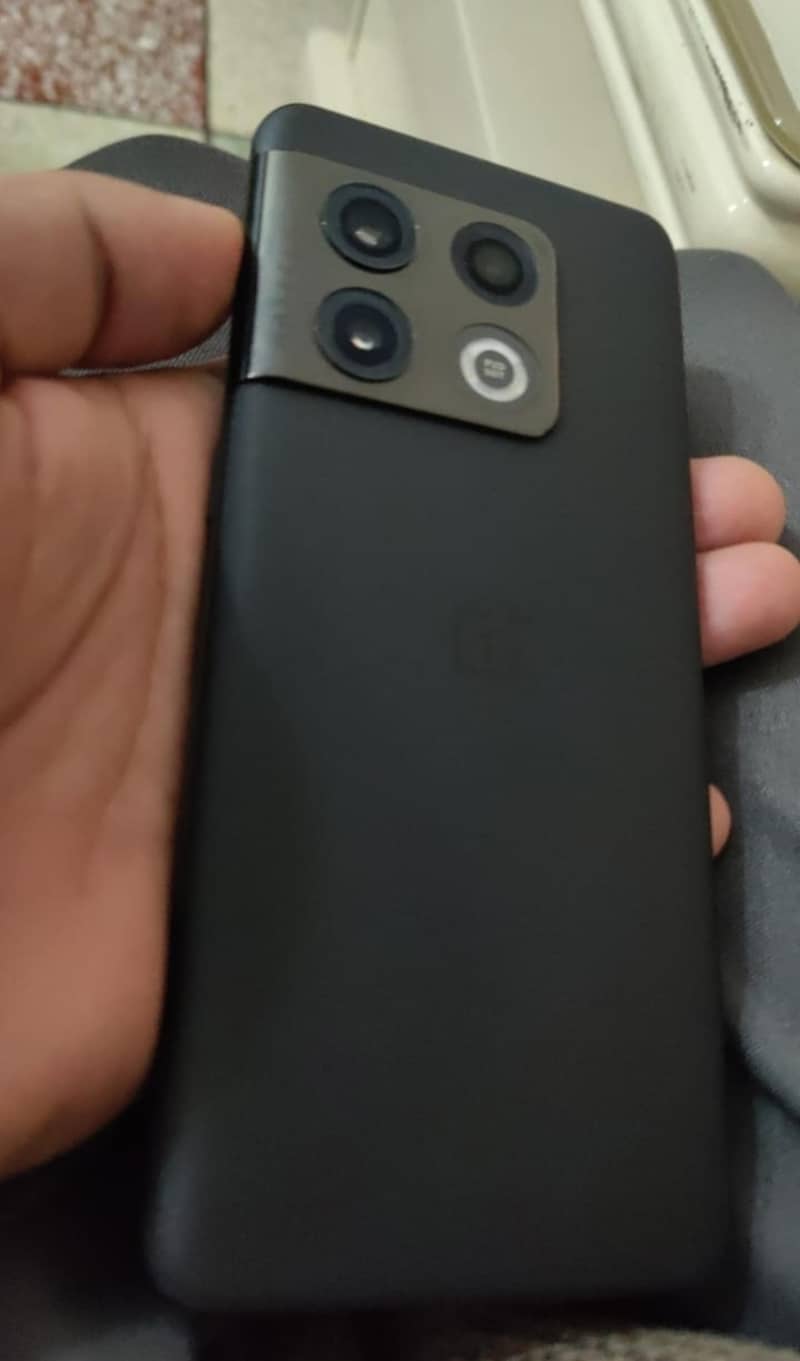 OnePlus 10pro 12/256 0