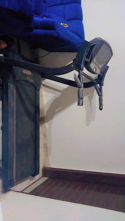 treadmill for sale in reasonable price