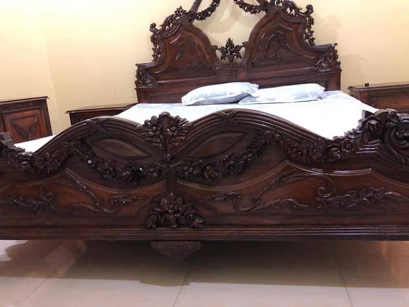 solid wood bedset 6