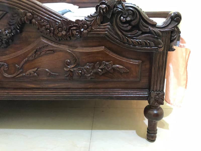 solid wood bedset 14