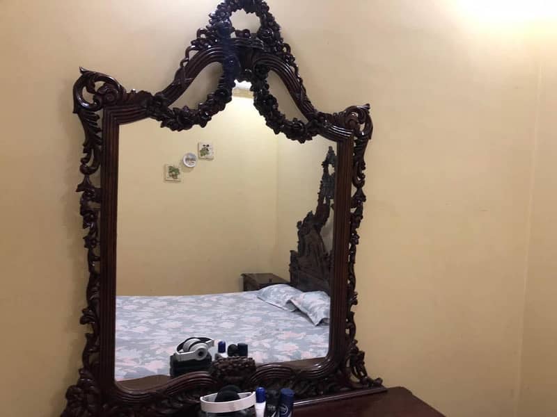 solid wood bedset 17