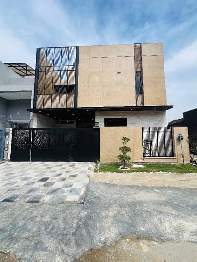 8 Marla Double Story Designer House For Sale Block E Multi Gardens B-17