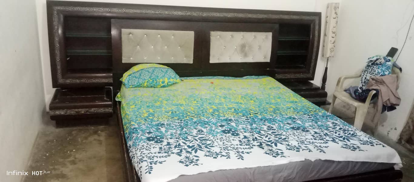 Bed And Dressing Table 1