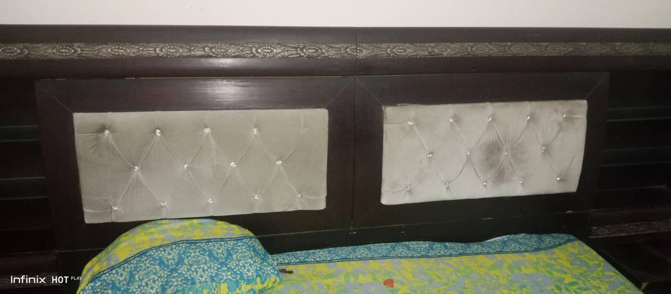 Bed And Dressing Table 2