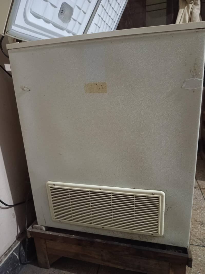 Waves Deep freezer 1