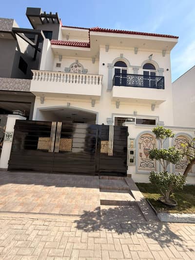 5 Marla Lower Portion For Rent In Etihad Town Phase 1