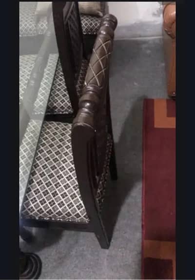 Dinning table and 6 chairs