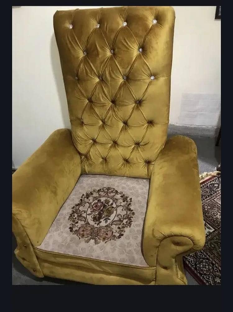 2 long chair sofas 0