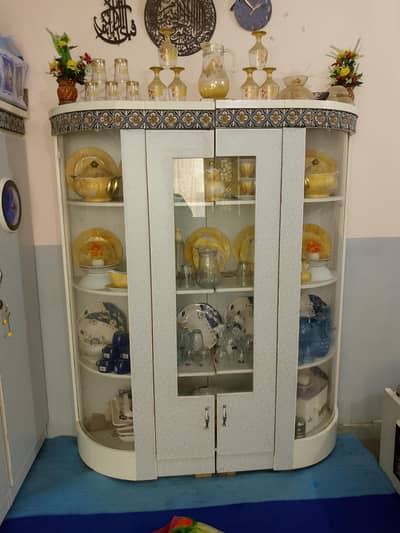 muje apna farnicher sel Karna he 1 sall us kiya he