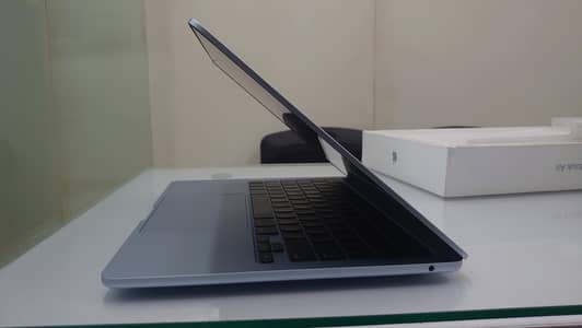 MacBook Air M4 – Like New Condition.