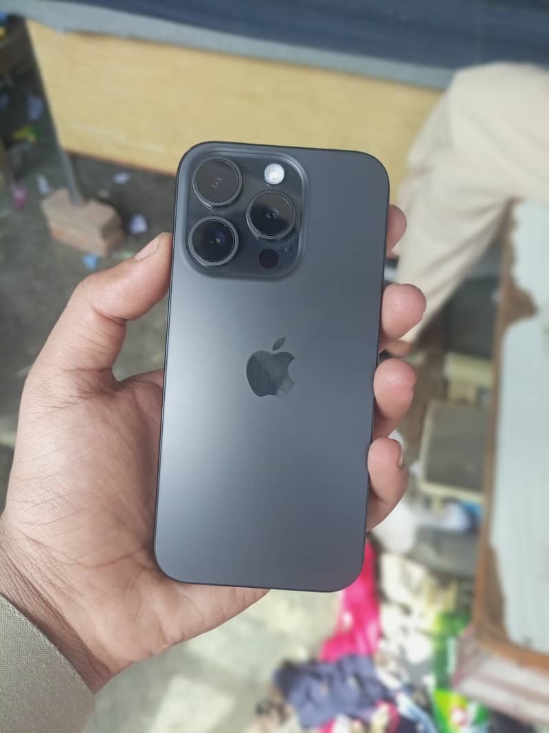 iPhone 15 pro 2