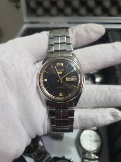 Seiko 5 Automatic – Black Dial – 21 Jewels – 100% Original Japan