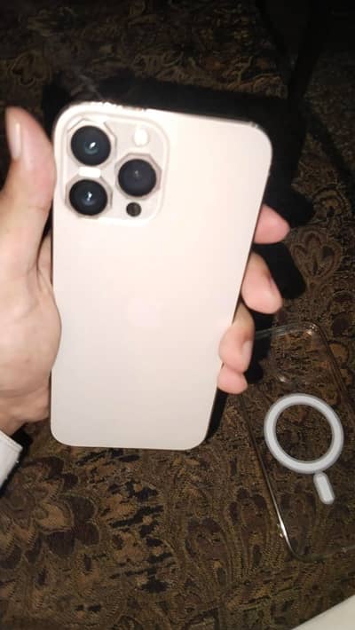 I phone 13 pro Max 84% BH