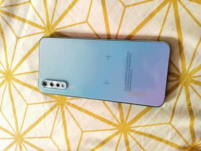 Vivo S1 | 8/256 gb. With original Vivo fast charger