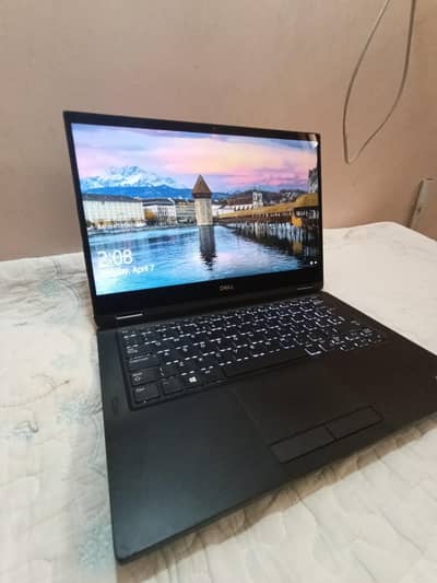 Dell latitude 7390 2 in 1 i7 8th gen  touch screen