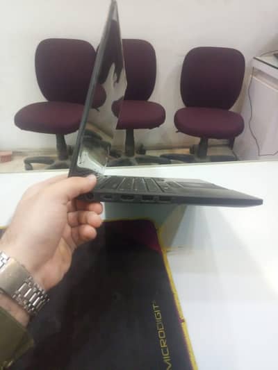 Dell Latitude 7480, i7 7gen, 8gb Ram, 256 ssd