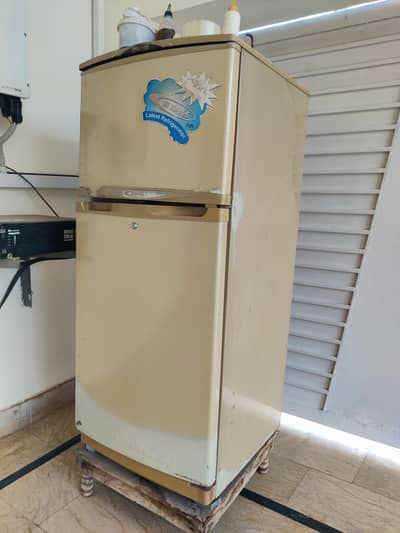Waves Latest Refrigerator