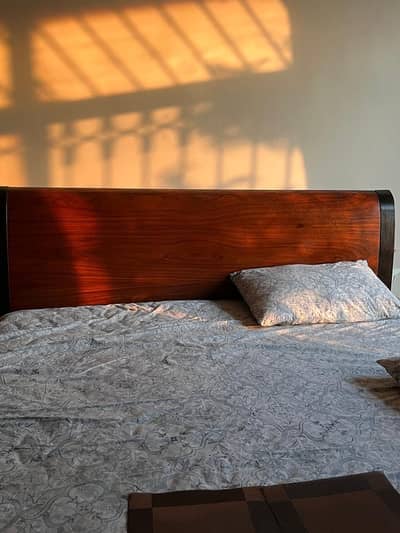 Habitt Wood Bed with two side tables