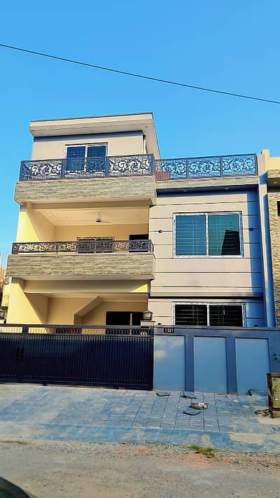 8 Marla Tripe Storey House For Sale