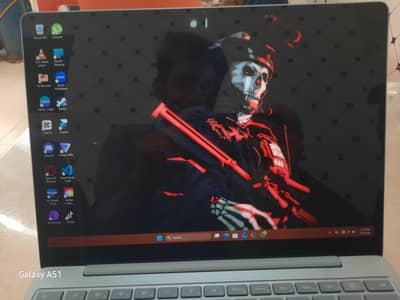 For Sale: Microsoft Surface Laptop Go – Excellent Condition