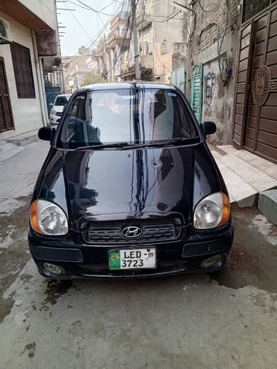Hyundai scantro black color