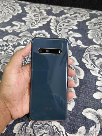 LG V60 Thinq 5G | 8GB RAM - 128GB Storage !  PUB G