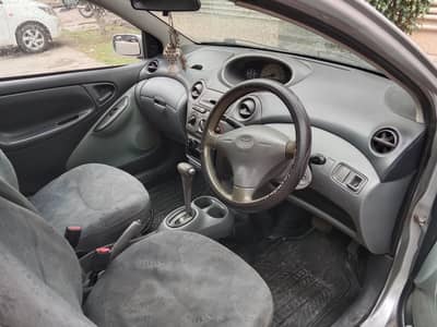 Toyota vitz 1999/2000 mint condition