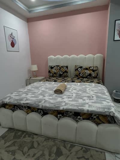 E-11/2 1bed luxury furnished apartment for/ rent