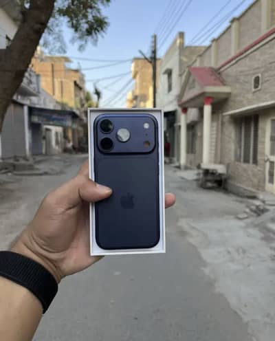 iPhone 17 pro jv
