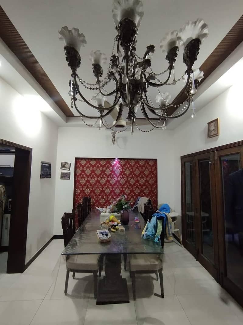 Tile floor fully maintained 10