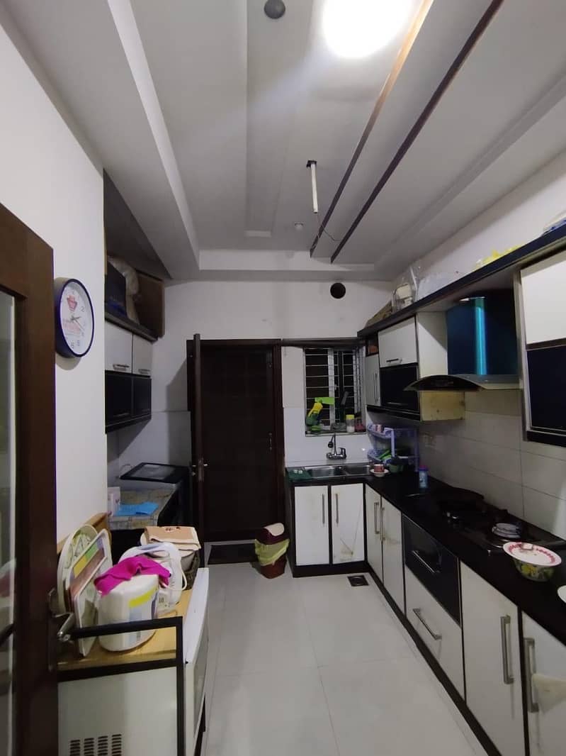 Tile floor fully maintained 21