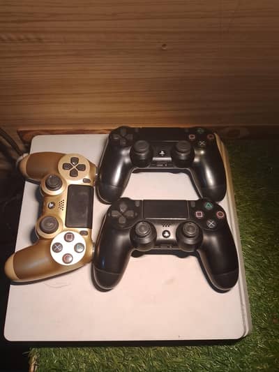 ps4 slim for sale. Used. 500gb. Good condition. with three controller.