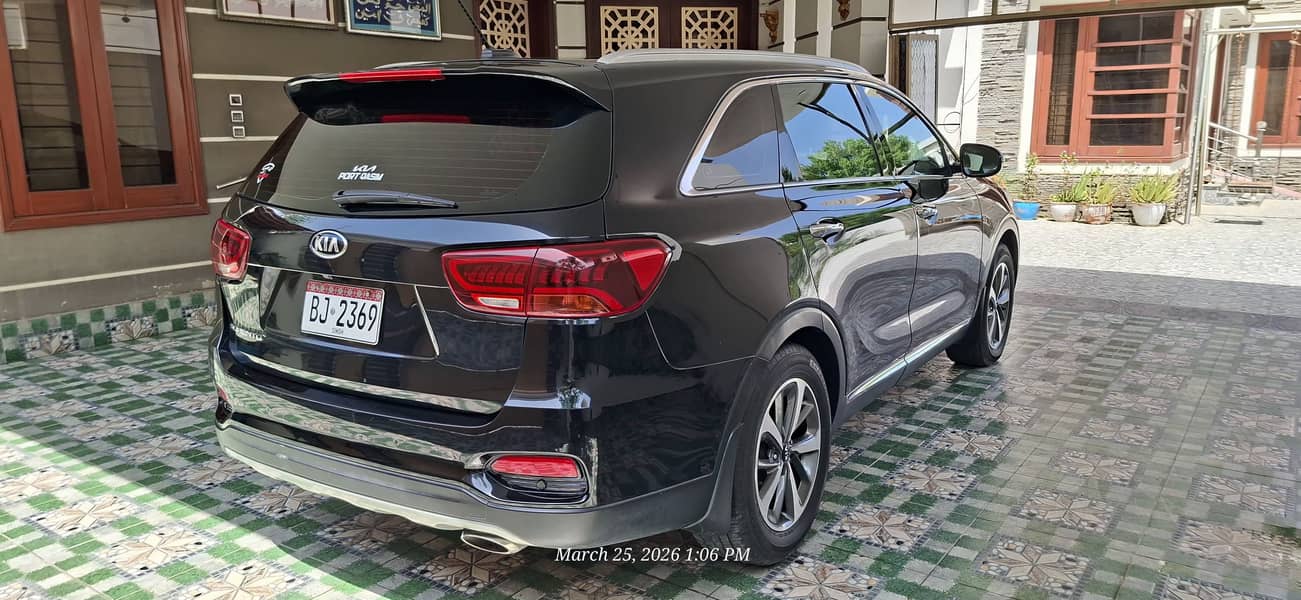 Kia Sorento 6