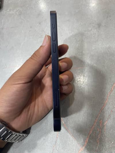 iPhone 12 64 gb factory unlock