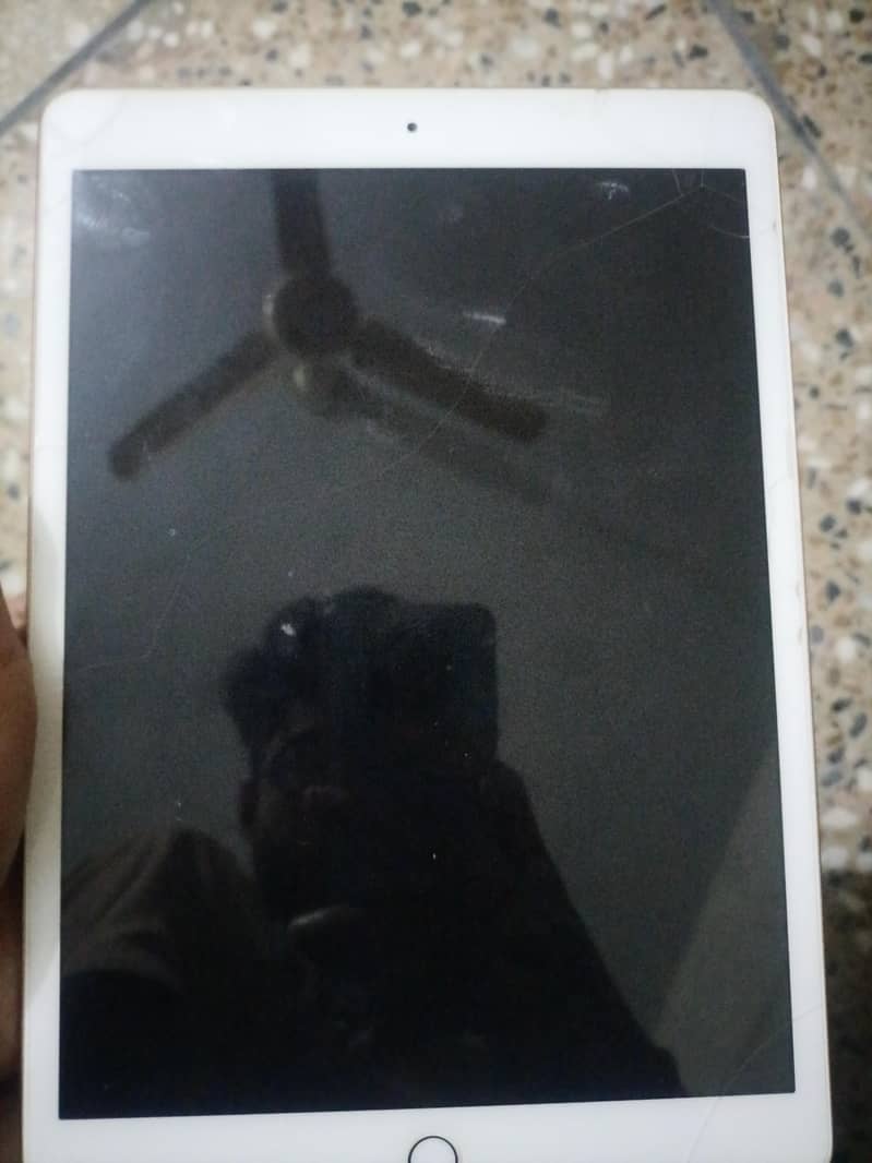 Ipad 8th generation 1