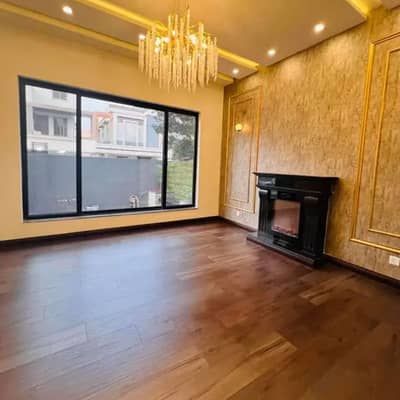 10 MARLA HOUSE FOR RENT IN PARAGON CITY LAHORE