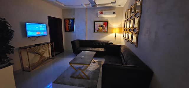 FULLY FURNISHED LUXURY ONE BED APARTMENT FOR RENT SECTOR E BAHRIA TOWN LAHORE.