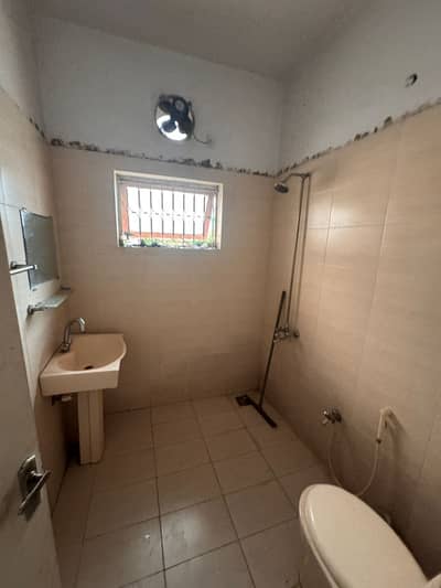 Prime Corner House for Sale in G-10/3 Islamabad!