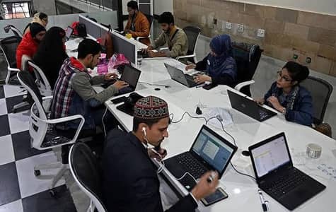 Fresh students can apply for call center