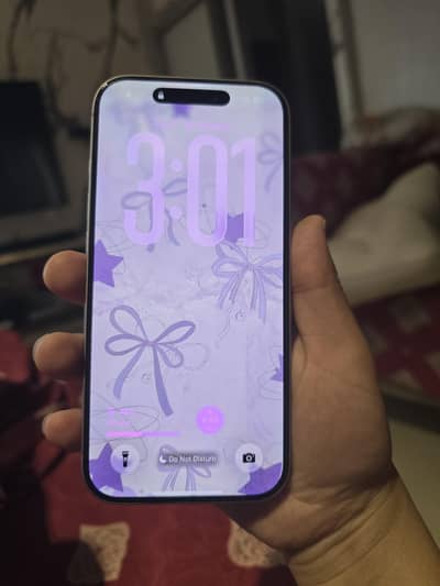 17 iphone lavender just like new