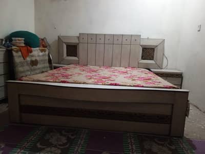 DABAL BED KING SIZE