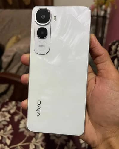 vivo y400