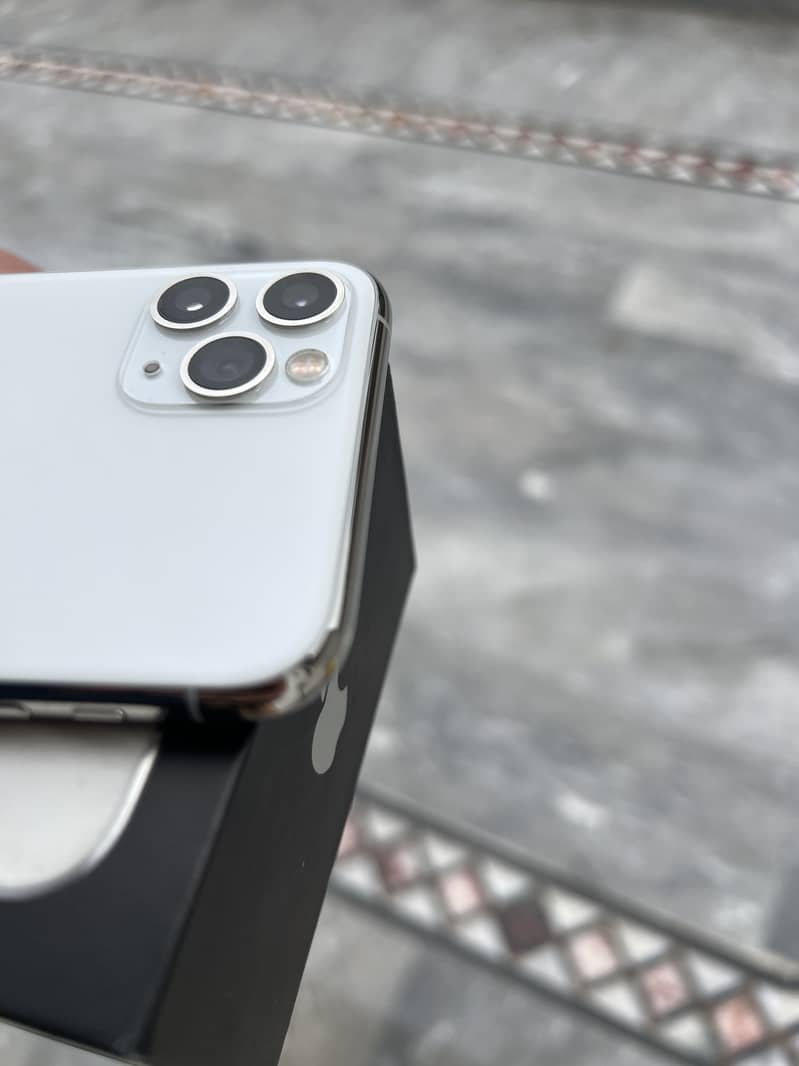 Iphone 11 (Pro) 2