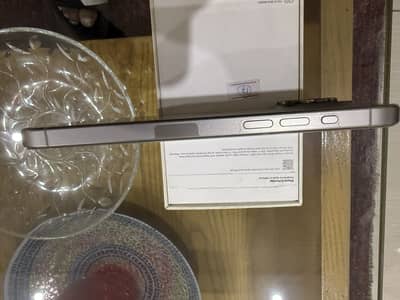 iPhone 15 pro max - dual eSIM (LLA model) - battery health 81%