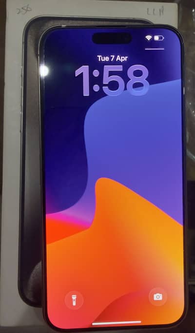 iPhone 15 pro max - dual eSIM (LLA model) - battery health 81%