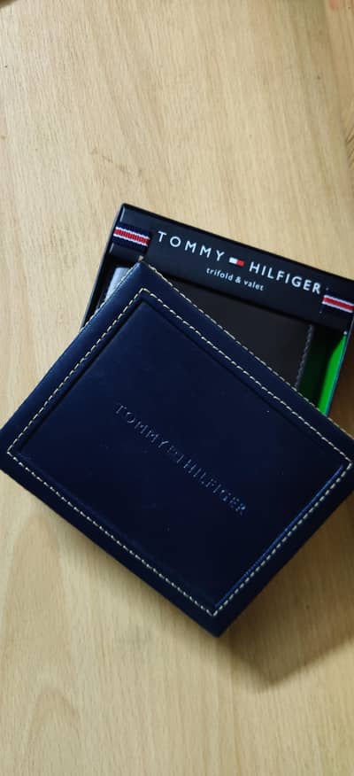 Tommy Premium Leather Trifold wallet